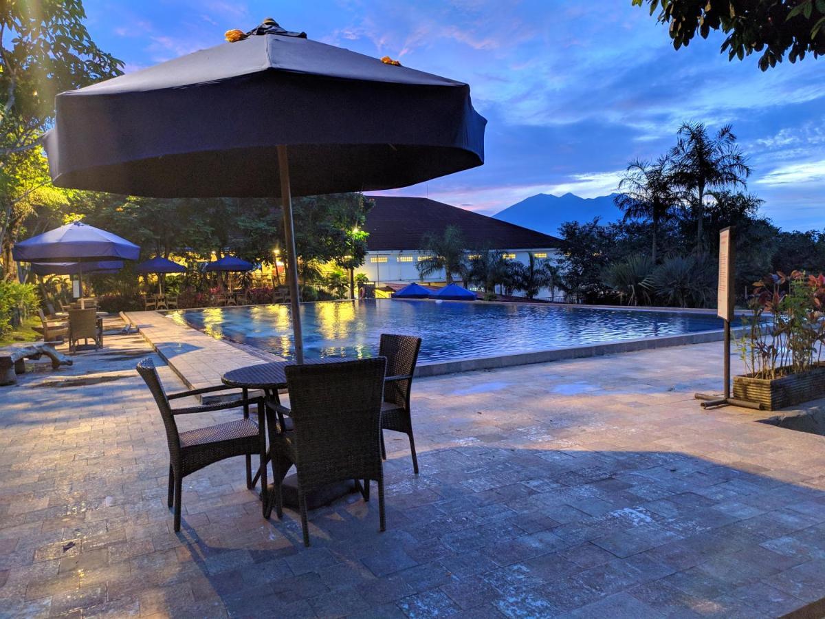 Taman Bukit Palem Resort Bogor Ngoại thất bức ảnh