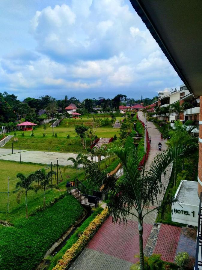 Taman Bukit Palem Resort Bogor Ngoại thất bức ảnh