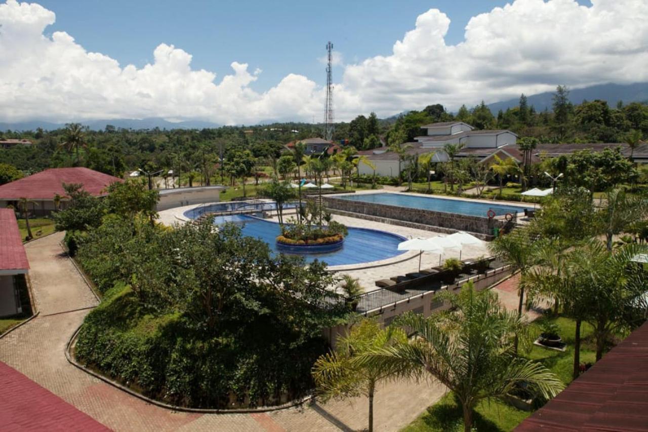 Taman Bukit Palem Resort Bogor Ngoại thất bức ảnh