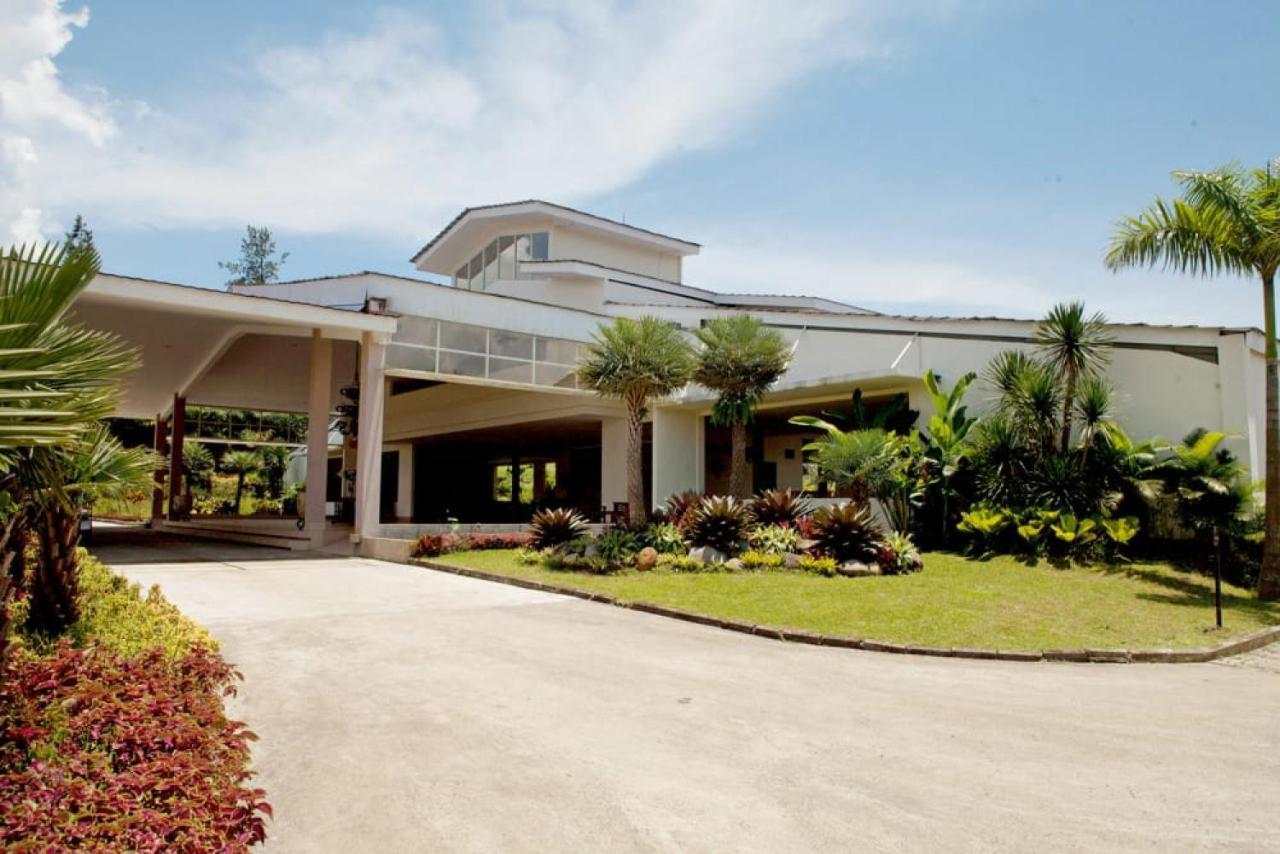 Taman Bukit Palem Resort Bogor Ngoại thất bức ảnh