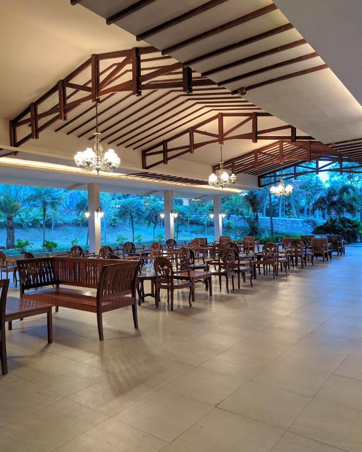 Taman Bukit Palem Resort Bogor Ngoại thất bức ảnh